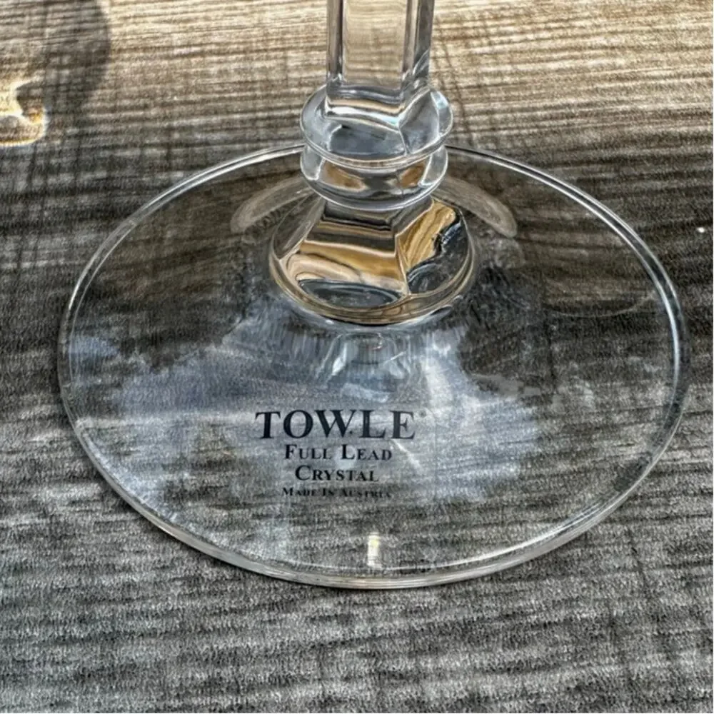 Towle TOC71NO Elegant Austrian Crystal Water Goblet-Excellent